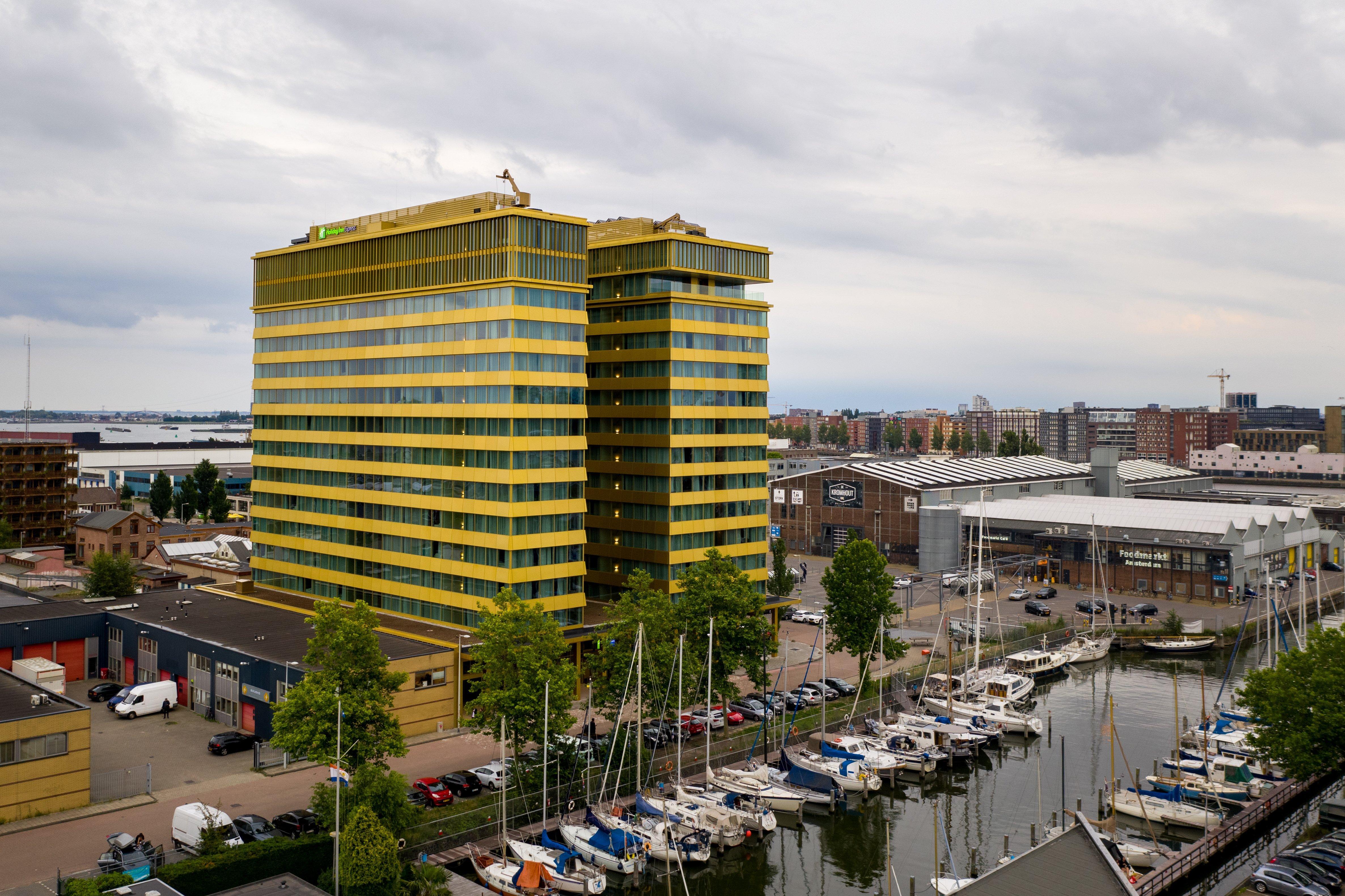 Holiday Inn Express Amsterdam - North Riverside By Ihg Esterno foto
